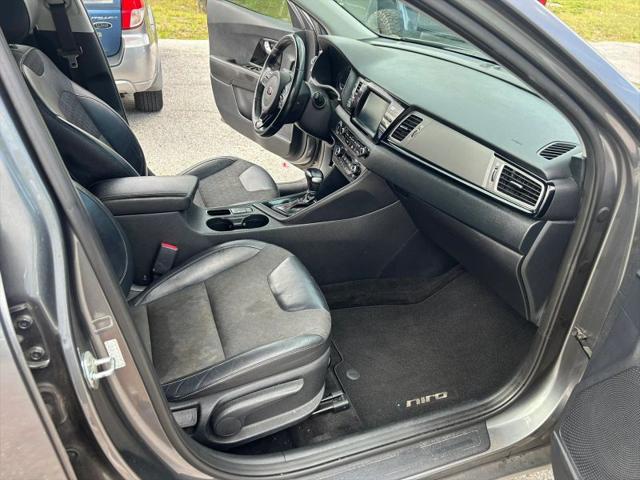 2017 Kia Niro EX