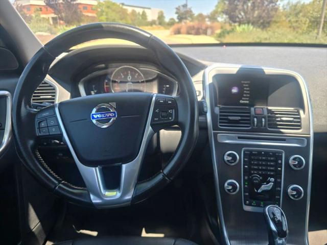 2016 Volvo XC60 T5 Drive-E Premier