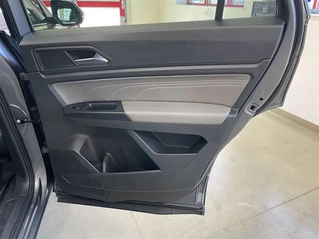 2021 Volkswagen Atlas Cross Sport 2.0T SE