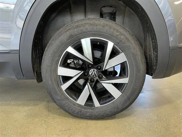 2021 Volkswagen Atlas Cross Sport 2.0T SE