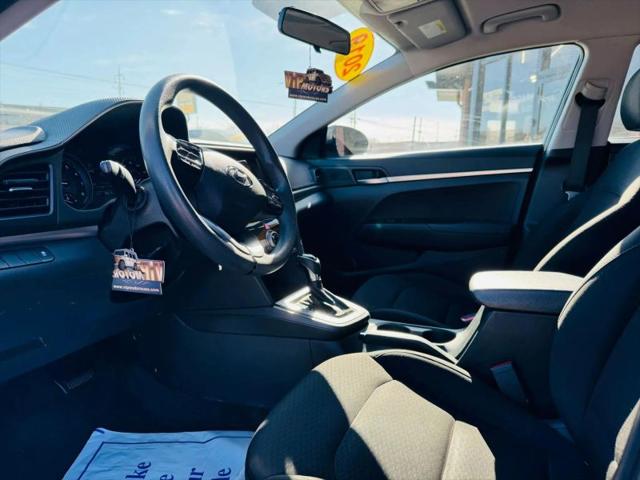 2019 Hyundai Elantra SE