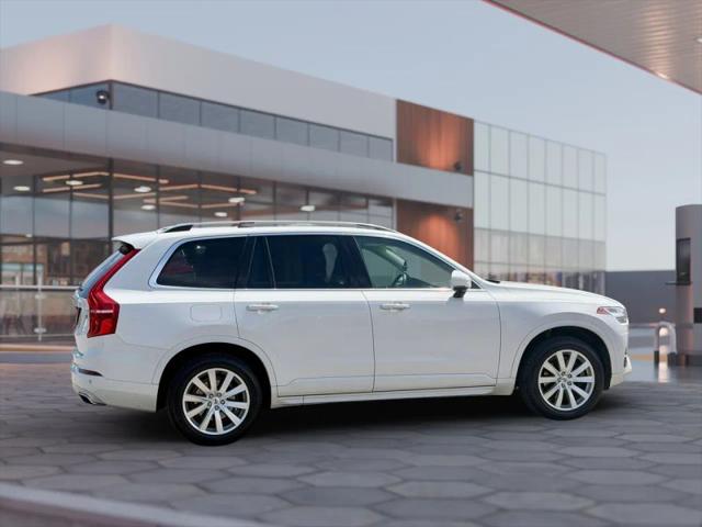 2018 Volvo XC90 T6 Momentum