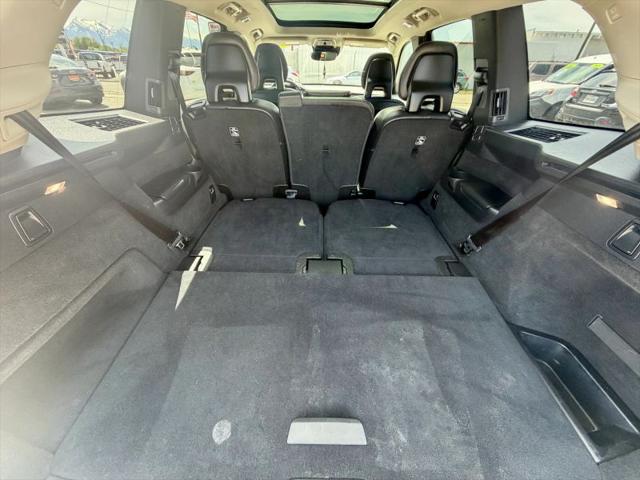 2018 Volvo XC90 T6 Momentum