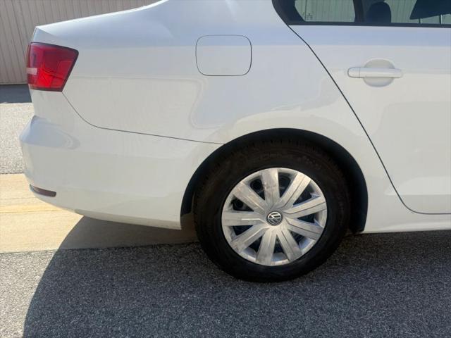 2015 Volkswagen Jetta 2.0L S