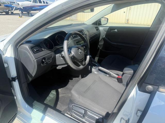 2015 Volkswagen Jetta 2.0L S