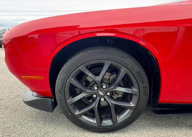 2021 Dodge Challenger SXT