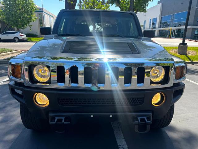 2006 HUMMER H3 Base