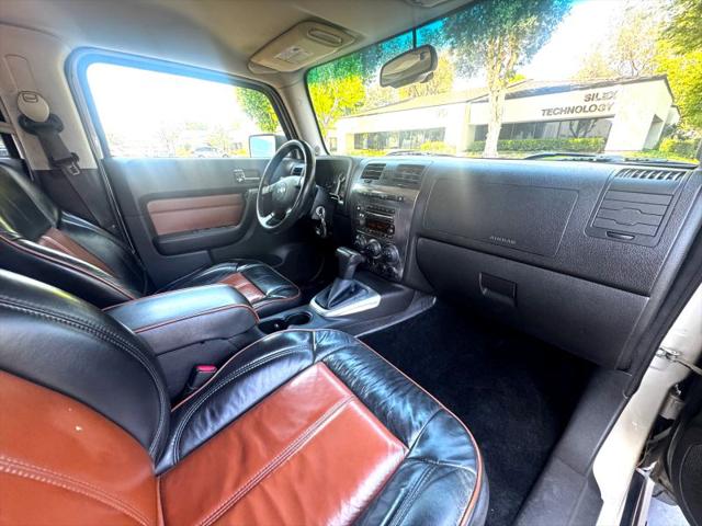 2006 HUMMER H3 Base