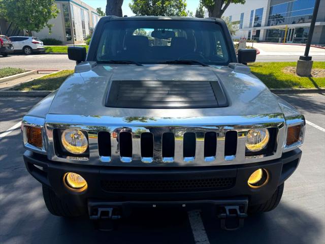 2006 HUMMER H3 Base