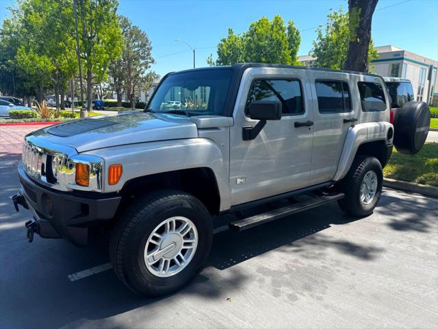 2006 HUMMER H3 Base