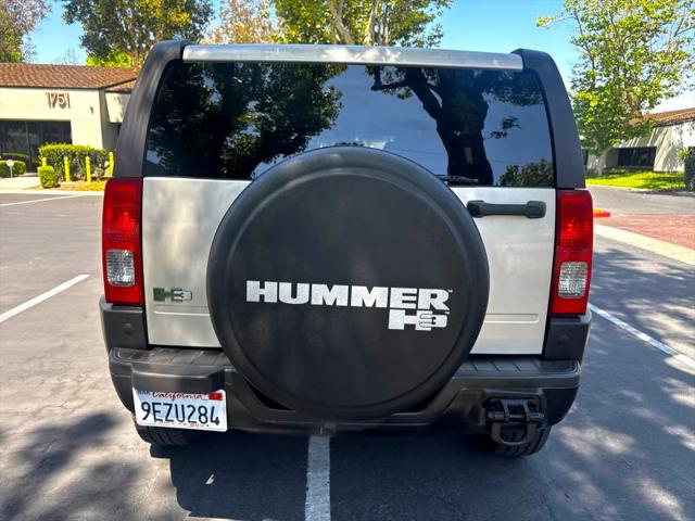 2006 HUMMER H3 Base