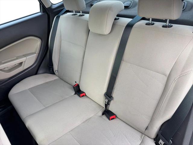 2016 Ford Fiesta SE