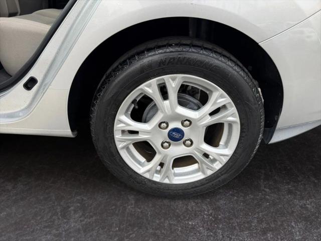 2016 Ford Fiesta SE