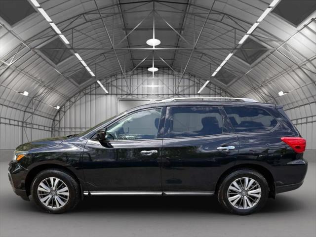 2018 Nissan Pathfinder S