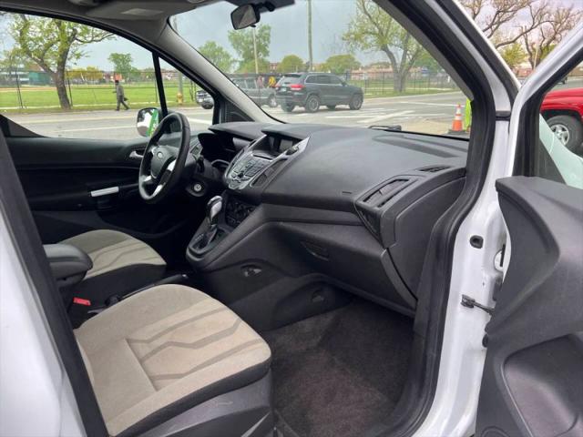 2017 Ford Transit Connect XLT