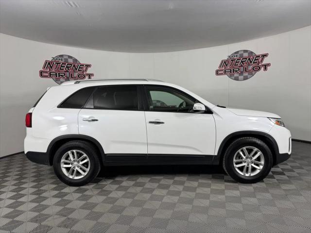 2015 Kia Sorento LX