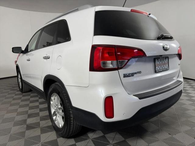 2015 Kia Sorento LX