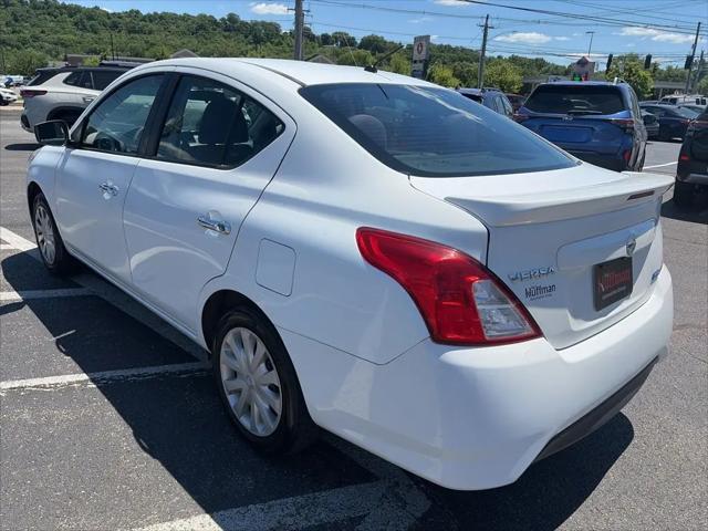 2016 Nissan Versa 1.6 SV