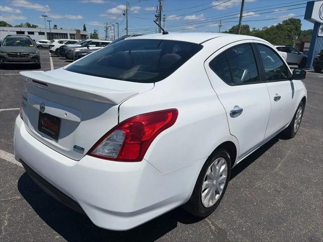 2016 Nissan Versa 1.6 SV