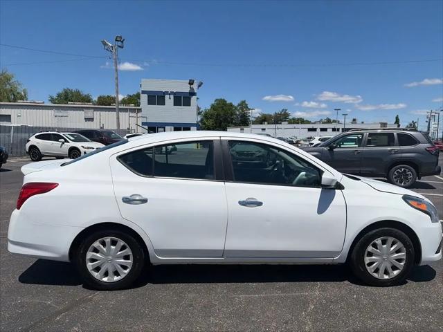 2016 Nissan Versa 1.6 SV