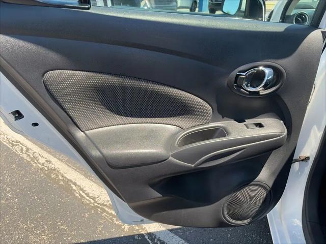 2016 Nissan Versa 1.6 SV