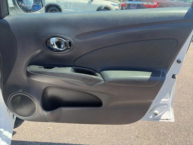 2016 Nissan Versa 1.6 SV