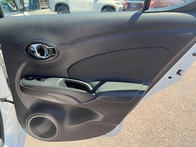 2016 Nissan Versa 1.6 SV
