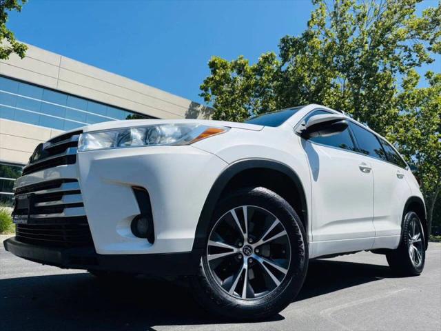2018 Toyota Highlander LE
