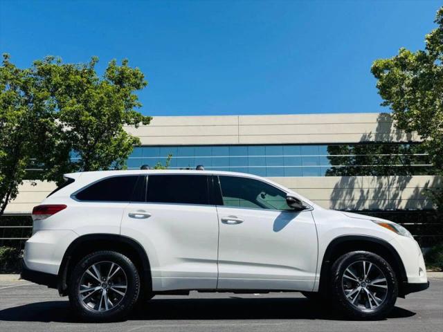 2018 Toyota Highlander LE