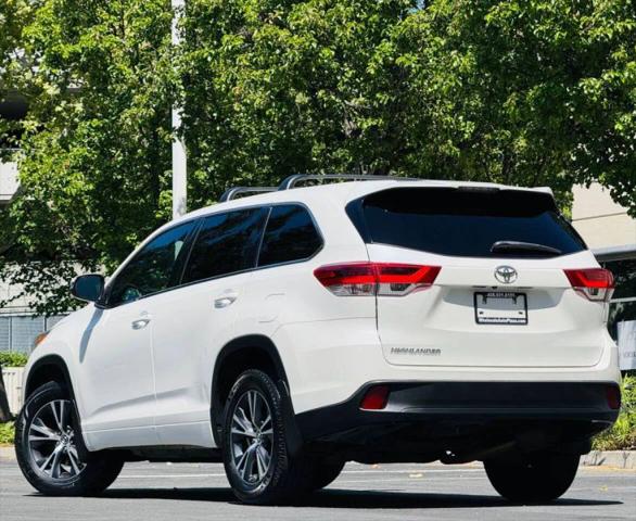 2018 Toyota Highlander LE