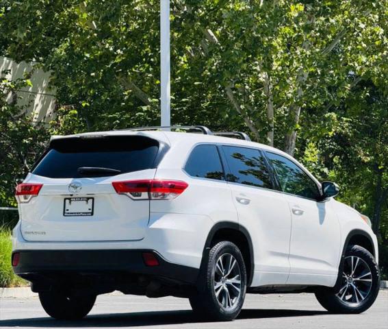 2018 Toyota Highlander LE