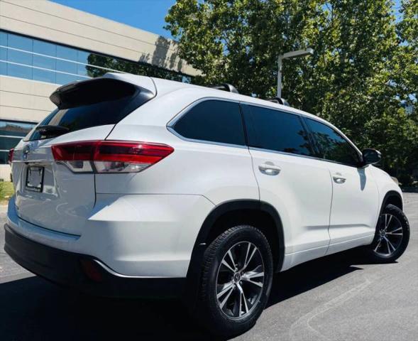 2018 Toyota Highlander LE