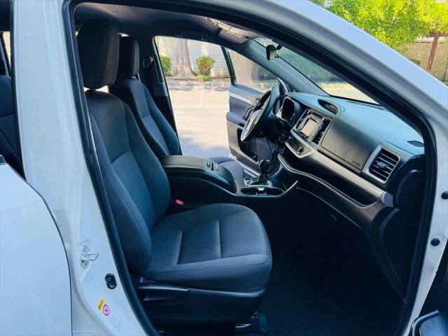 2018 Toyota Highlander LE