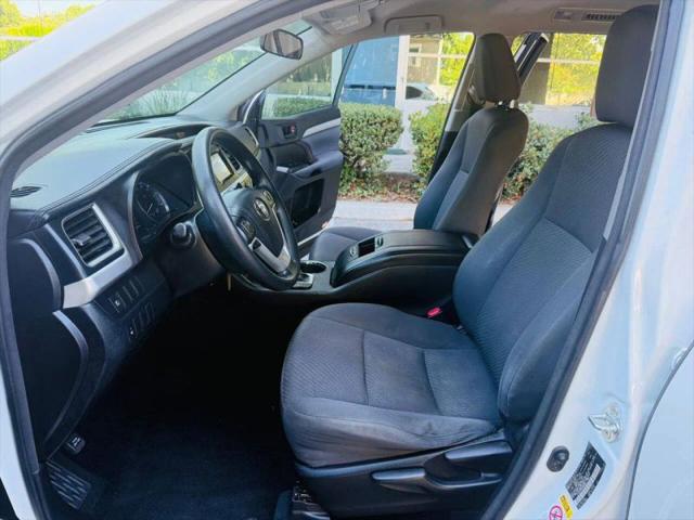 2018 Toyota Highlander LE