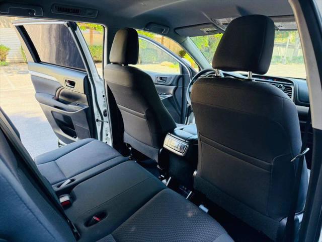 2018 Toyota Highlander LE