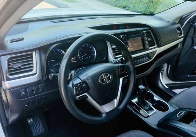 2018 Toyota Highlander LE