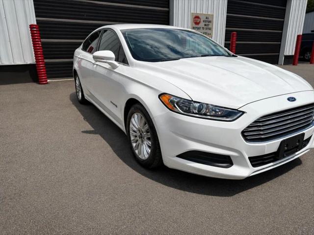 2014 Ford Fusion Hybrid SE