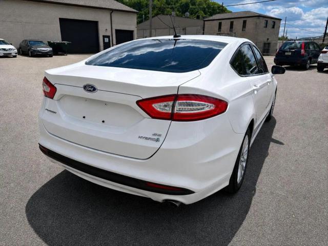 2014 Ford Fusion Hybrid SE