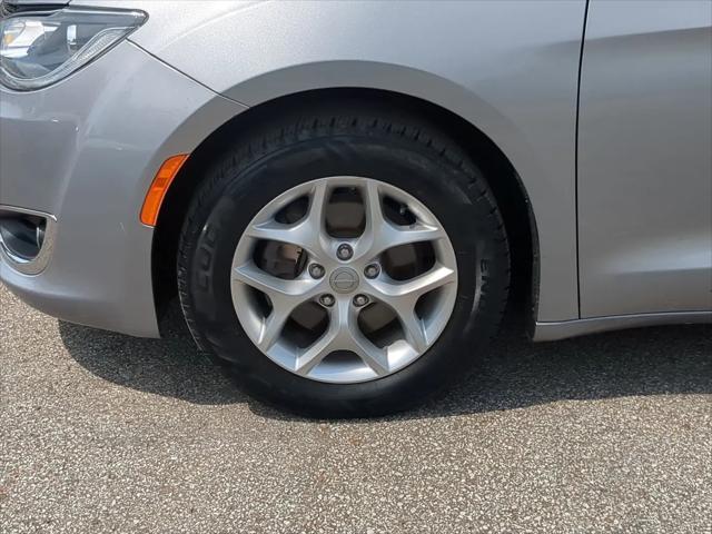 2020 Chrysler Pacifica Touring