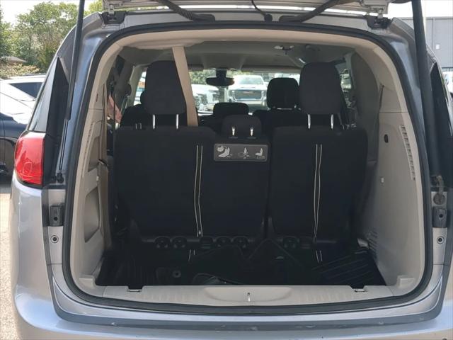 2020 Chrysler Pacifica Touring