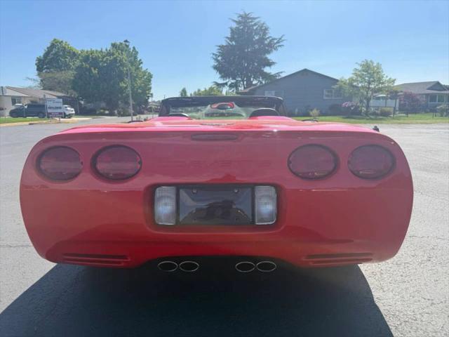 2003 Chevrolet Corvette Base