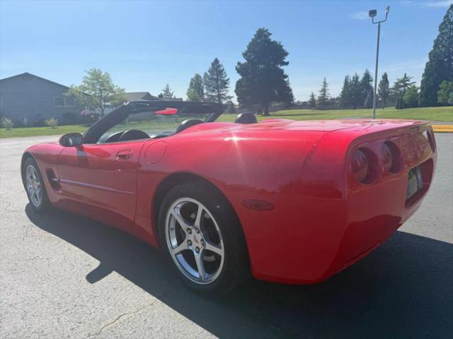 2003 Chevrolet Corvette Base