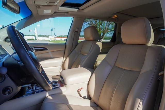 2016 Nissan Pathfinder Platinum
