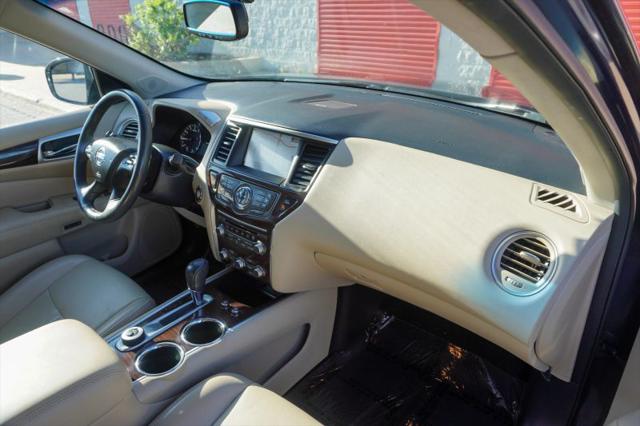 2016 Nissan Pathfinder Platinum