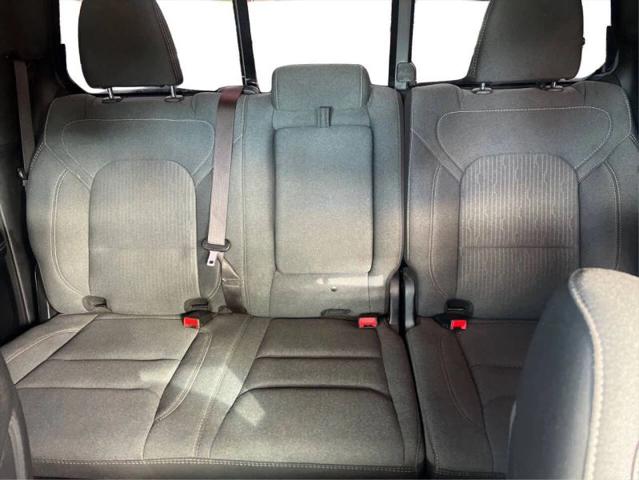 2020 Ram 1500 Big Horn Crew Cab 4x4 5'7" Box