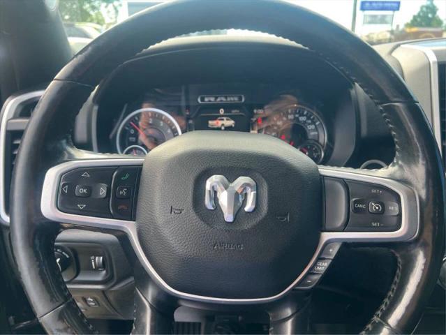 2020 Ram 1500 Big Horn Crew Cab 4x4 5'7" Box