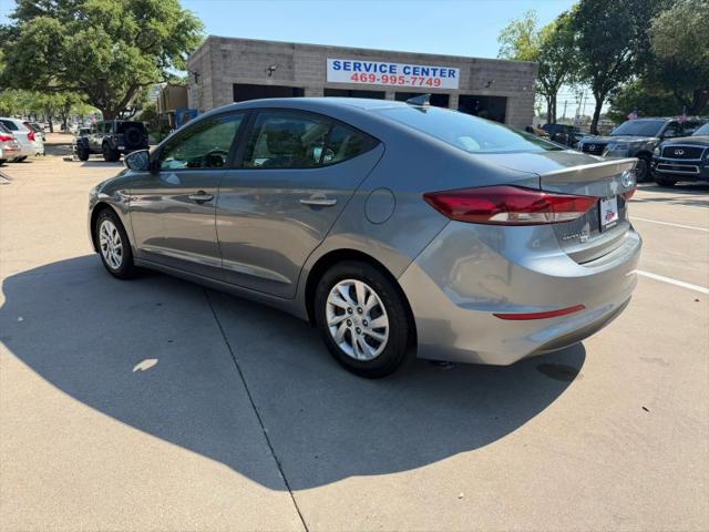 2017 Hyundai Elantra SE