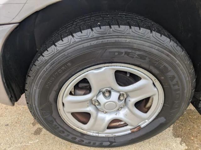 2004 Toyota RAV4 Base
