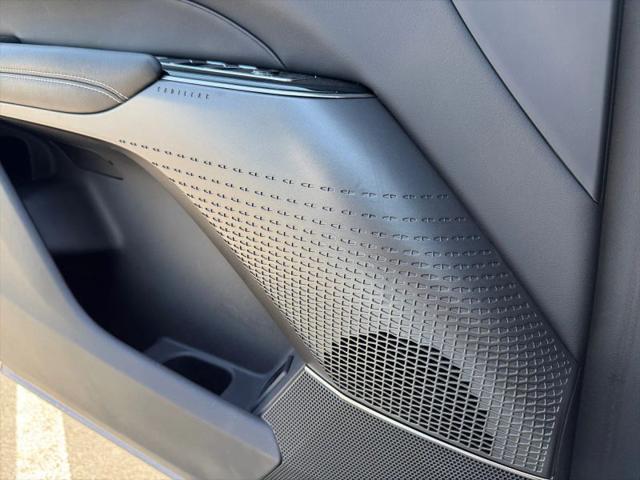 2024 Cadillac iQ Luxury w/1SC