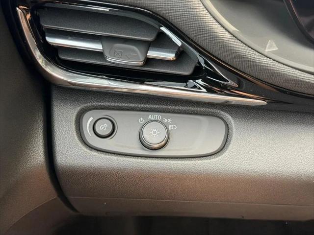 2026 Buick NV Sport Touring FWD